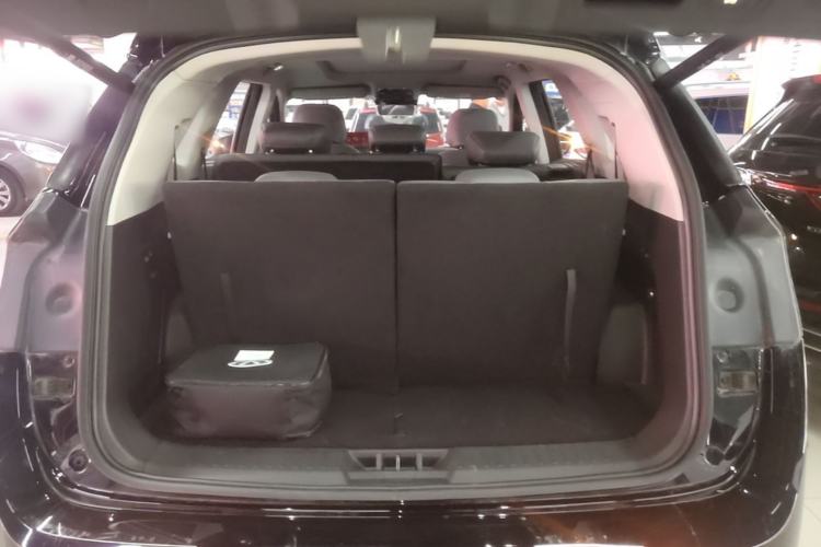 Used JETOUR Shanhai L9 2024 1.5TD 2DHT Pro 7-Seater Trunk