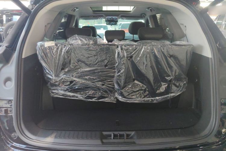 Used JETOUR Shanhai L9 2024 1.5TD 2DHT Pro 7-Seater Trunk