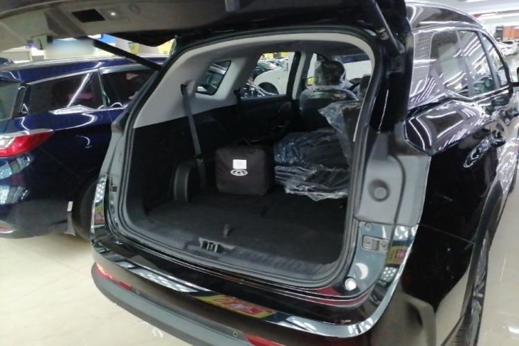 Used JETOUR Shanhai L9 2024 1.5TD 2DHT Pro 7-Seater Trunk