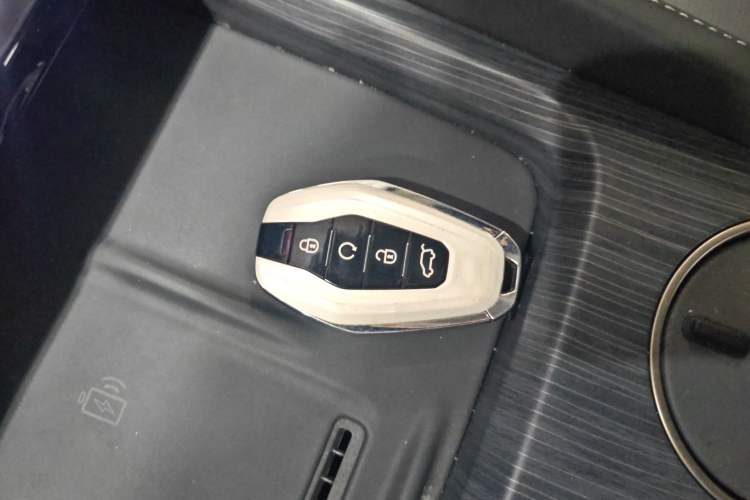 Used JETOUR Shanhai L9 2024 1.5TD 2DHT Pro 5-Seater Vehicle Key