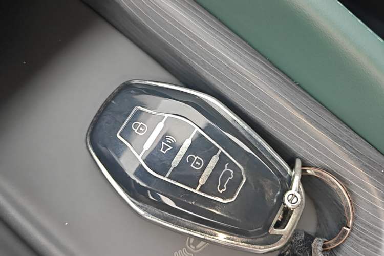 Used JETOUR Shanhai L9 2024 1.5TD 2DHT Pro 5-Seater Vehicle Key