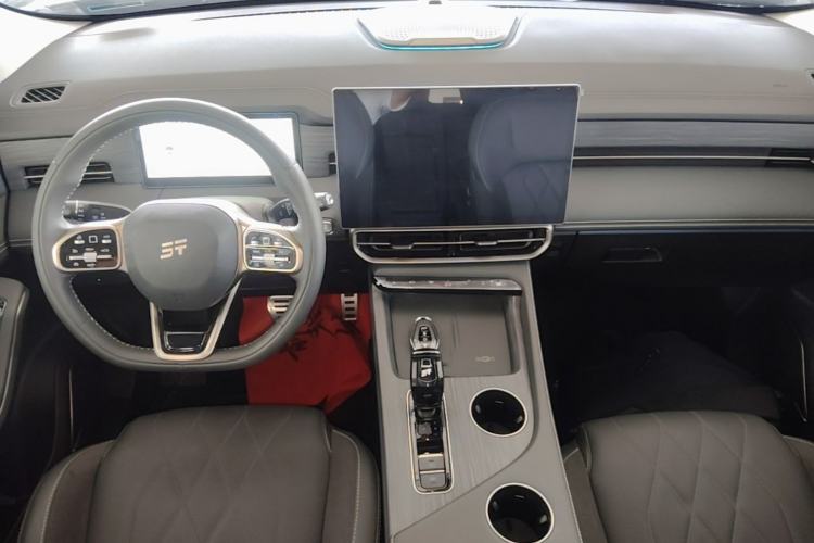 Used JETOUR Shanhai L9 2024 1.5TD 2DHT Pro 5-Seater Center Console