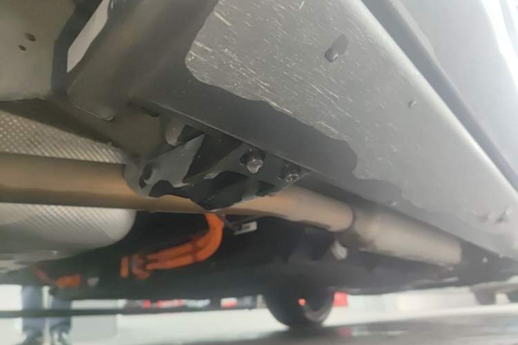Used JETOUR Shanhai L9 2024 1.5TD 2DHT Pro 7-Seater Chassis Rear Right