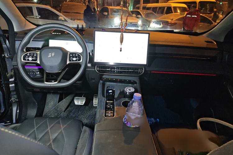Used JETOUR Shanhai L9 2024 1.5TD 2DHT Max 5-Seater Interior 2