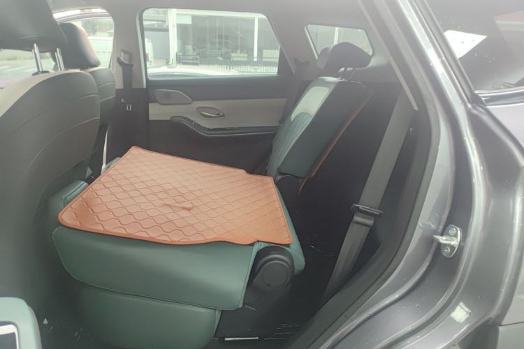 Used JETOUR Shanhai L9 2024 1.5TD 2DHT Pro 7-Seater Left Rear Seat