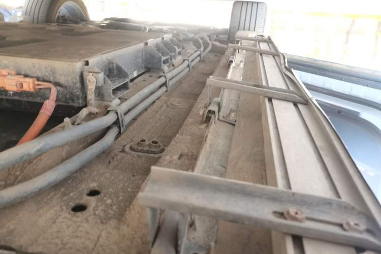Used JETOUR Shanhai L9 2024 1.5TD 2DHT Pro 7-Seater Left Side Sill