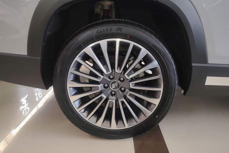 Used JETOUR Shanhai L9 2024 1.5TD 2DHT Pro 5-Seater Right Rear Wheel Hub