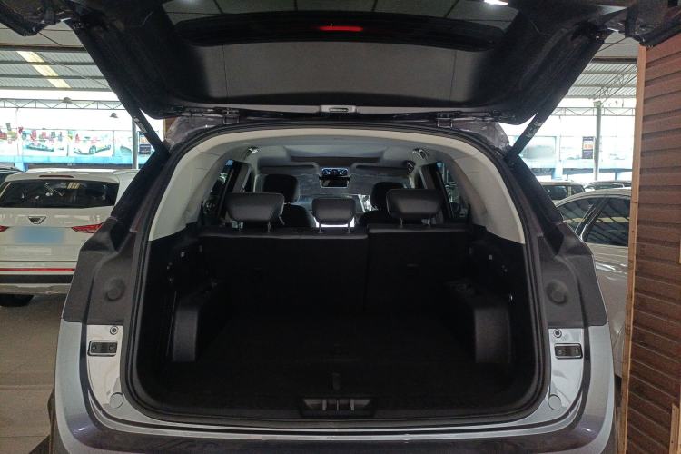 Used JETOUR Shanhai L9 2024 1.5TD 2DHT Max 5-Seater Trunk