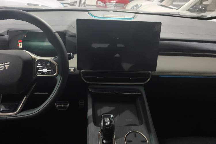 Used JETOUR Shanhai L9 2024 1.5TD 2DHT Pro 5-Seater Audio And AC Panel
