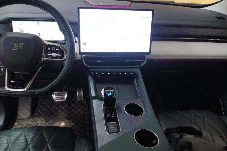 Used JETOUR Shanhai L9 2024 1.5TD 2DHT Pro 7-Seater Audio And AC Panel