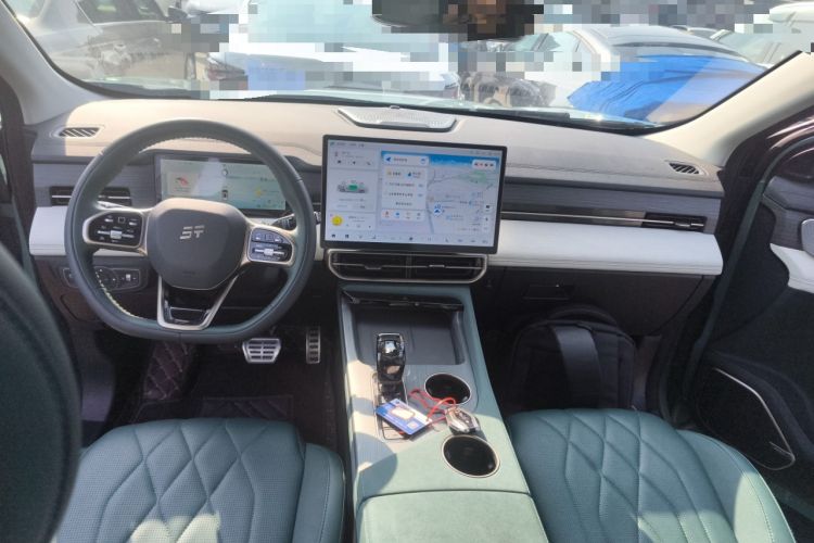 Used JETOUR Shanhai L9 2024 1.5TD 2DHT Max 7-Seater Center Console