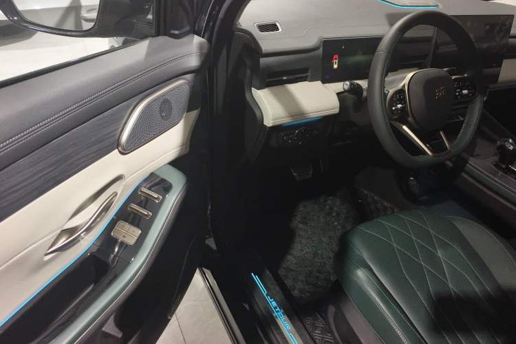 Used JETOUR Shanhai L9 2024 1.5TD 2DHT Pro 5-Seater Driver Seat