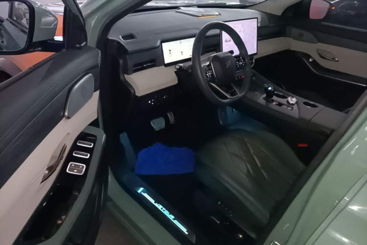 Used JETOUR Shanhai L9 2024 1.5TD 2DHT Max 7-Seater Driver Seat