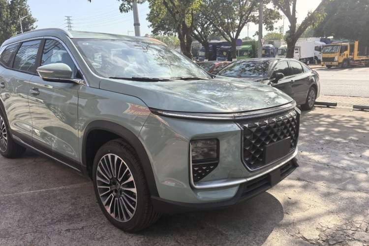 Used JETOUR Shanhai L9 2024 1.5TD 2DHT Pro 7-Seater Exterior 2