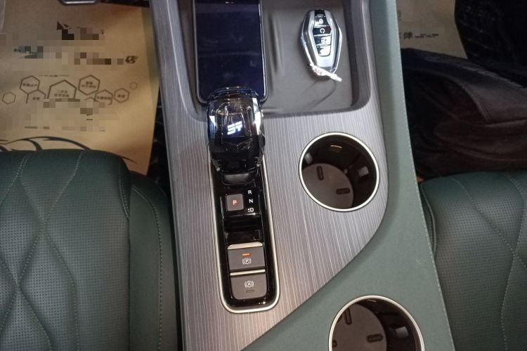 Used JETOUR Shanhai L9 2024 1.5TD 2DHT Max 7-Seater Gear Lever