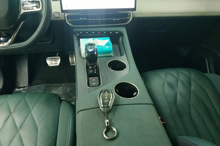 Used JETOUR Shanhai L9 2024 1.5TD 2DHT Max 7-Seater Gear Lever
