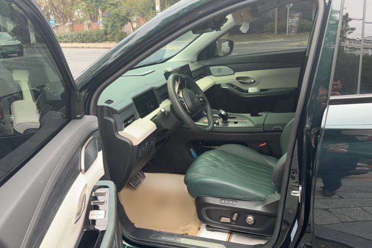 Used JETOUR Shanhai L9 2024 1.5TD 2DHT Max 5-Seater Interior 1