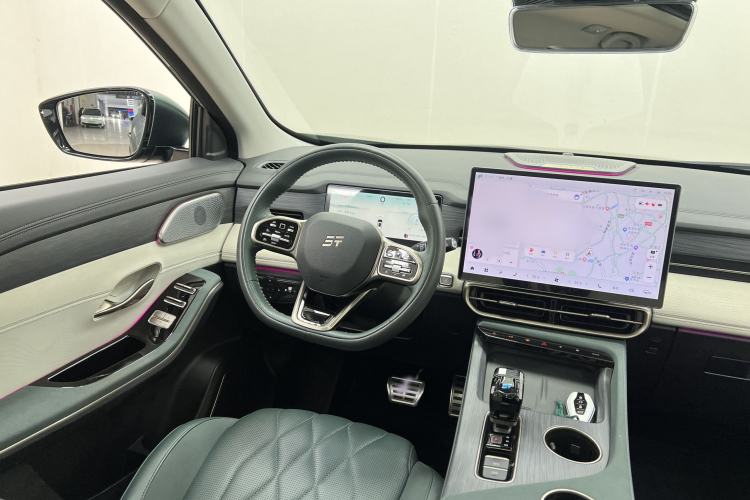 Used JETOUR Shanhai L9 2024 1.5TD 2DHT Pro 7-Seater Interior 4