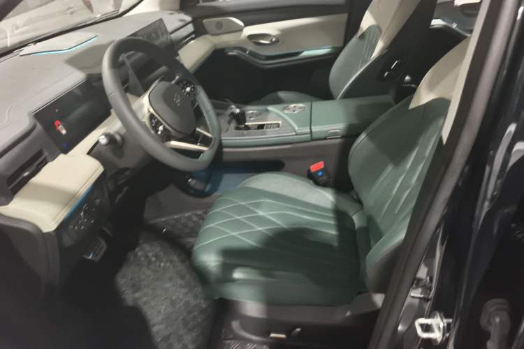 Used JETOUR Shanhai L9 2024 1.5TD 2DHT Pro 5-Seater Left Front Seat