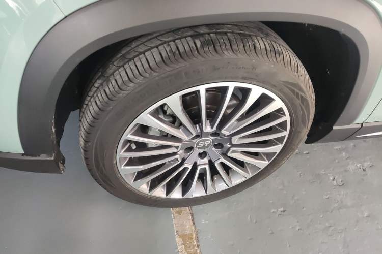 Used JETOUR Shanhai L9 2024 1.5TD 2DHT Max 7-Seater Left Front Wheel Hub