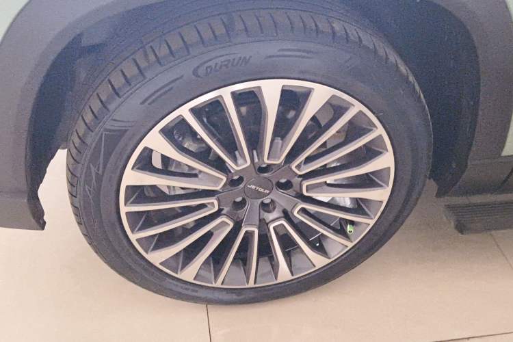 Used JETOUR Shanhai L9 2024 1.5TD 2DHT Max 7-Seater Left Front Wheel Hub