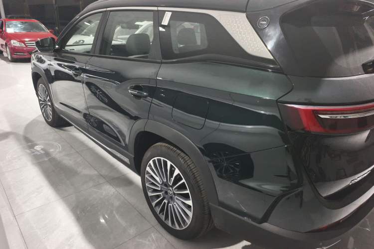 Used JETOUR Shanhai L9 2024 1.5TD 2DHT Pro 5-Seater Left Side