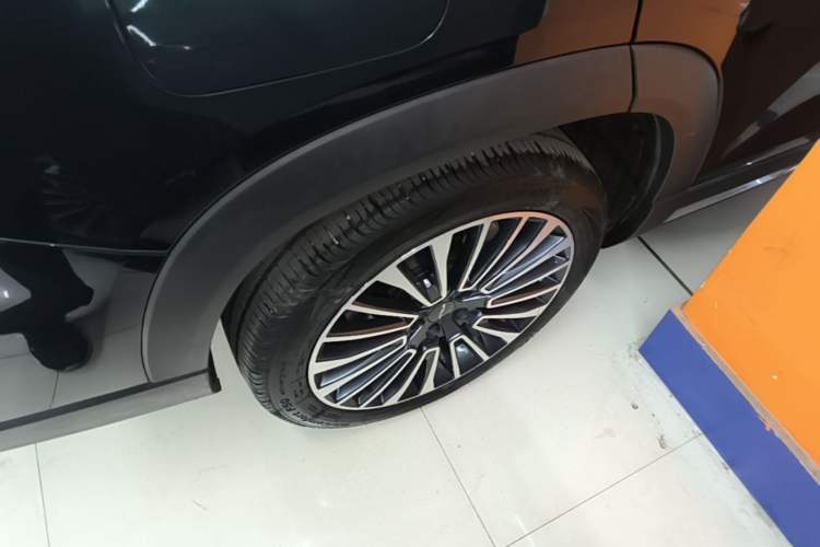 Used JETOUR Shanhai L9 2024 1.5TD 2DHT Max 5-Seater Right Rear Wheel Hub