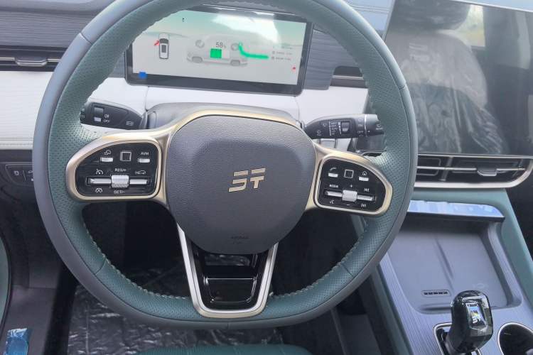 Used JETOUR Shanhai L9 2024 1.5TD 2DHT Pro 7-Seater Steering Wheel