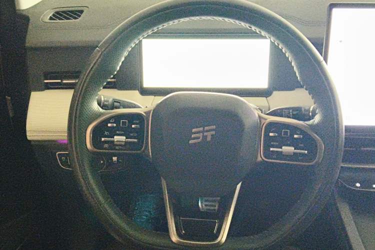 Used JETOUR Shanhai L9 2024 1.5TD 2DHT Max 7-Seater Steering Wheel