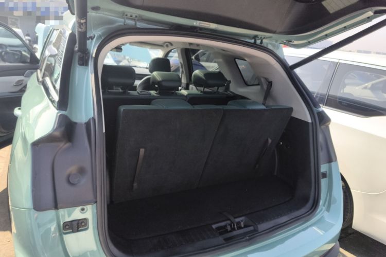 Used JETOUR Shanhai L9 2024 1.5TD 2DHT Max 7-Seater Trunk