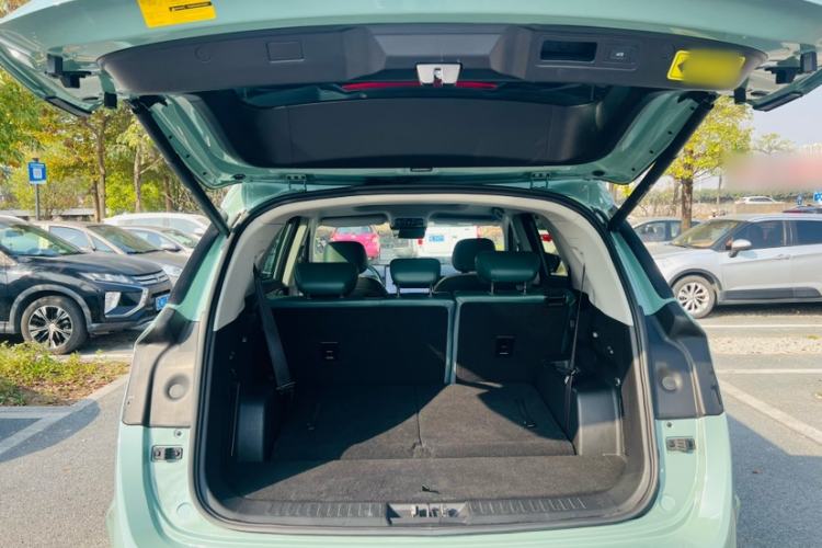 Used JETOUR Shanhai L9 2024 1.5TD 2DHT Max 7-Seater Trunk