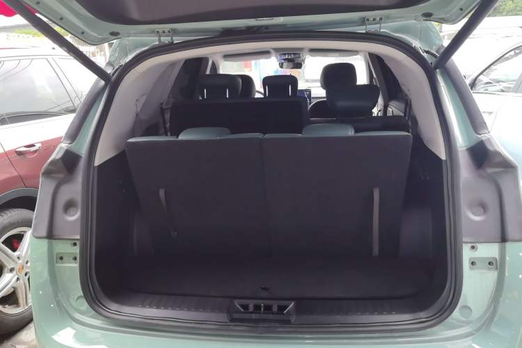 Used JETOUR Shanhai L9 2024 1.5TD 2DHT Max 7-Seater Trunk