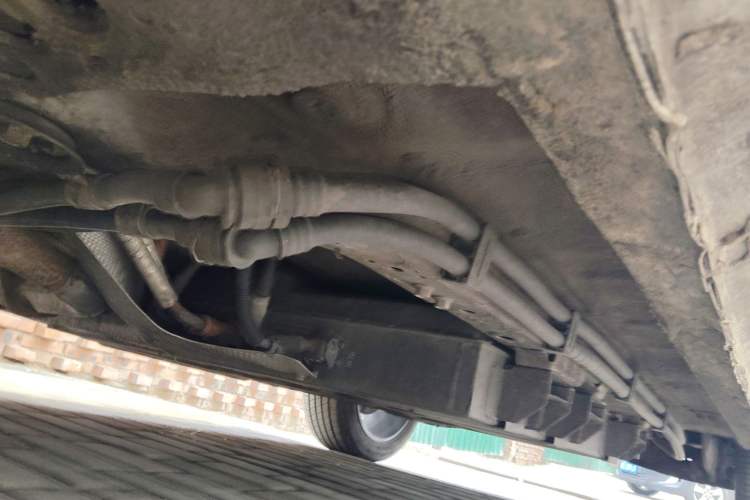 Used JETOUR Shanhai L9 2024 1.5TD 2DHT Pro 7-Seater Chassis Front Left