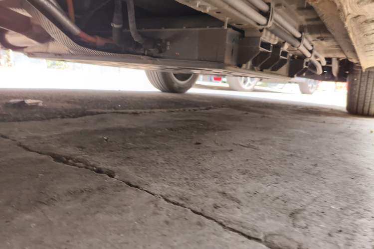 Used JETOUR Shanhai L9 2024 1.5TD 2DHT Air 5-Seater Chassis Front Left