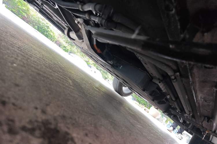 Used JETOUR Shanhai L9 2024 1.5TD 2DHT Max 7-Seater Chassis Front Left
