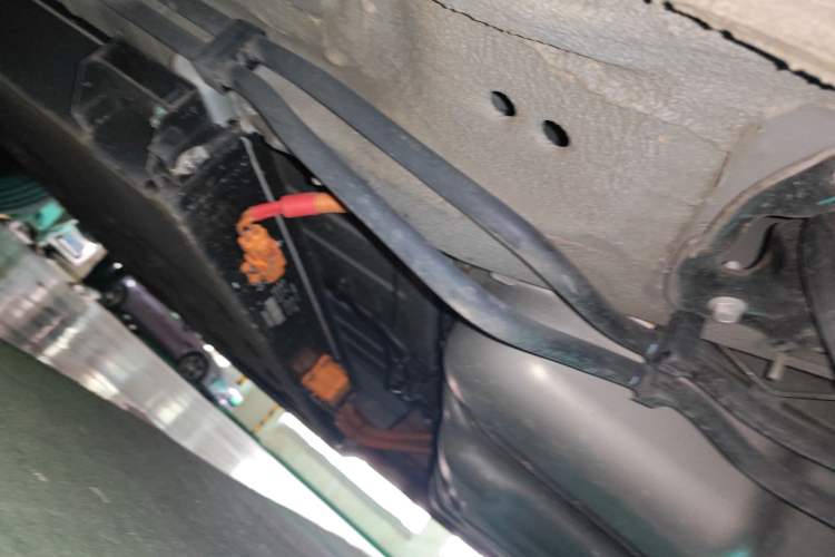 Used JETOUR Shanhai L9 2024 1.5TD 2DHT Air 7-Seater Chassis Rear Left