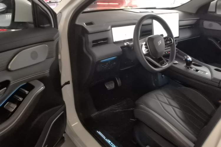 Used JETOUR Shanhai L9 2024 1.5TD 2DHT Air 7-Seater Driver Seat
