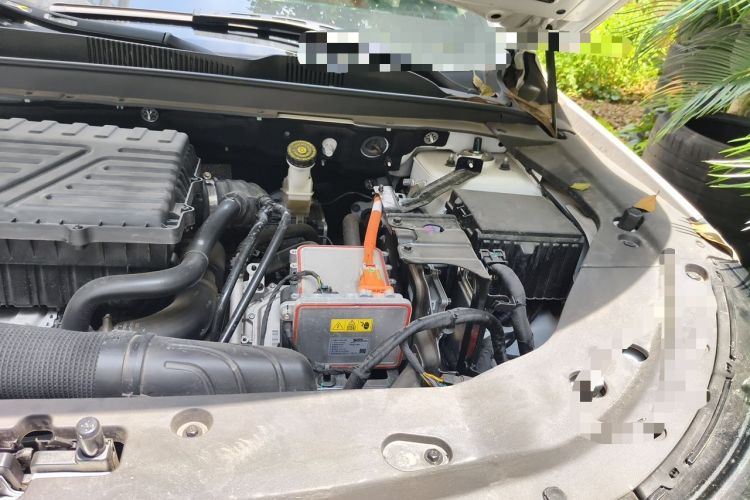 Used JETOUR Shanhai L9 2024 1.5TD 2DHT Air 5-Seater Engine Bay Left