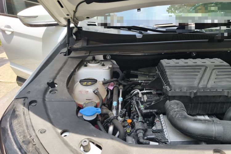 Used JETOUR Shanhai L9 2024 1.5TD 2DHT Air 5-Seater Engine Bay Right