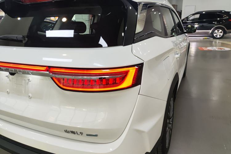 Used JETOUR Shanhai L9 2024 1.5TD 2DHT Pro 7-Seater Exterior 3