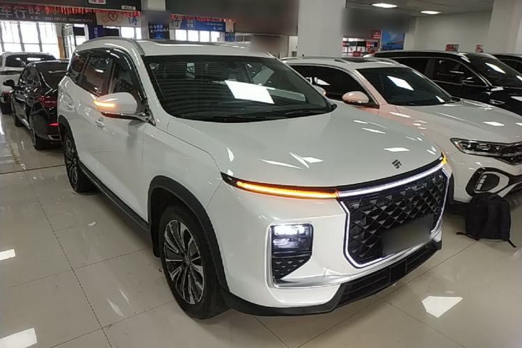 Used JETOUR Shanhai L9 2024 1.5TD 2DHT Air 7-Seater Front Right 45 Deg