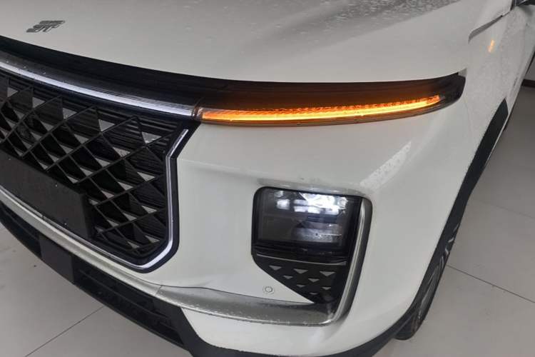 Used JETOUR Shanhai L9 2024 1.5TD 2DHT Max 5-Seater Left Front Headlight