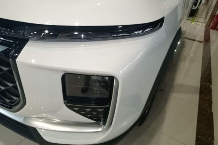 Used JETOUR Shanhai L9 2024 1.5TD 2DHT Air 5-Seater Left Front Headlight
