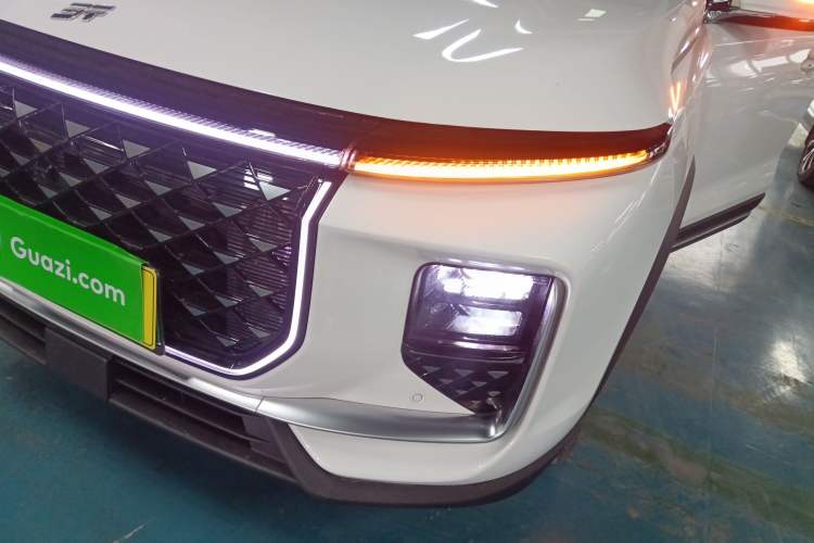 Used JETOUR Shanhai L9 2024 1.5TD 2DHT Pro 5-Seater Left Front Headlight