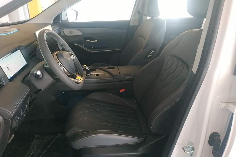 Used JETOUR Shanhai L9 2024 1.5TD 2DHT Air 7-Seater Left Front Seat