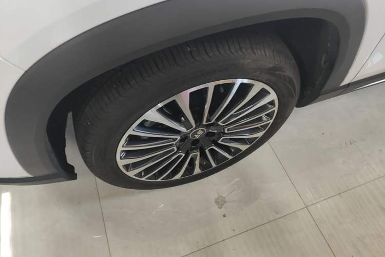 Used JETOUR Shanhai L9 2024 1.5TD 2DHT Pro 5-Seater Left Front Wheel Hub
