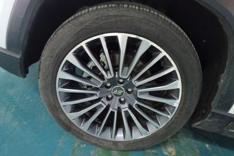 Used JETOUR Shanhai L9 2024 1.5TD 2DHT Pro 5-Seater Left Front Wheel Hub