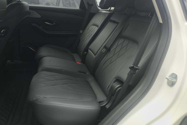 Used JETOUR Shanhai L9 2024 1.5TD 2DHT Pro 7-Seater Left Rear Seat