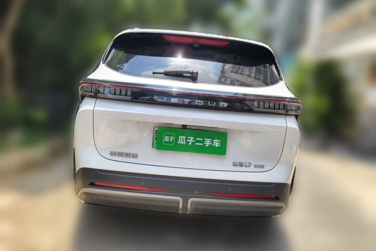 Used JETOUR Shanhai L9 2024 1.5TD 2DHT Air 5-Seater Rear