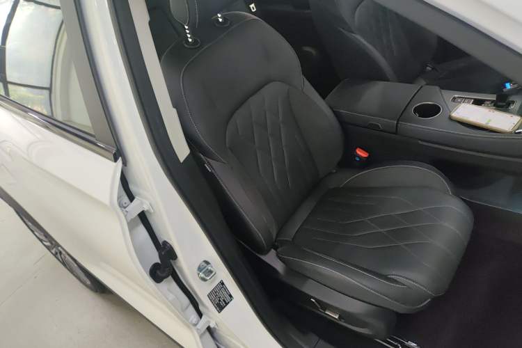 Used JETOUR Shanhai L9 2024 1.5TD 2DHT Pro 7-Seater Right Front Seat